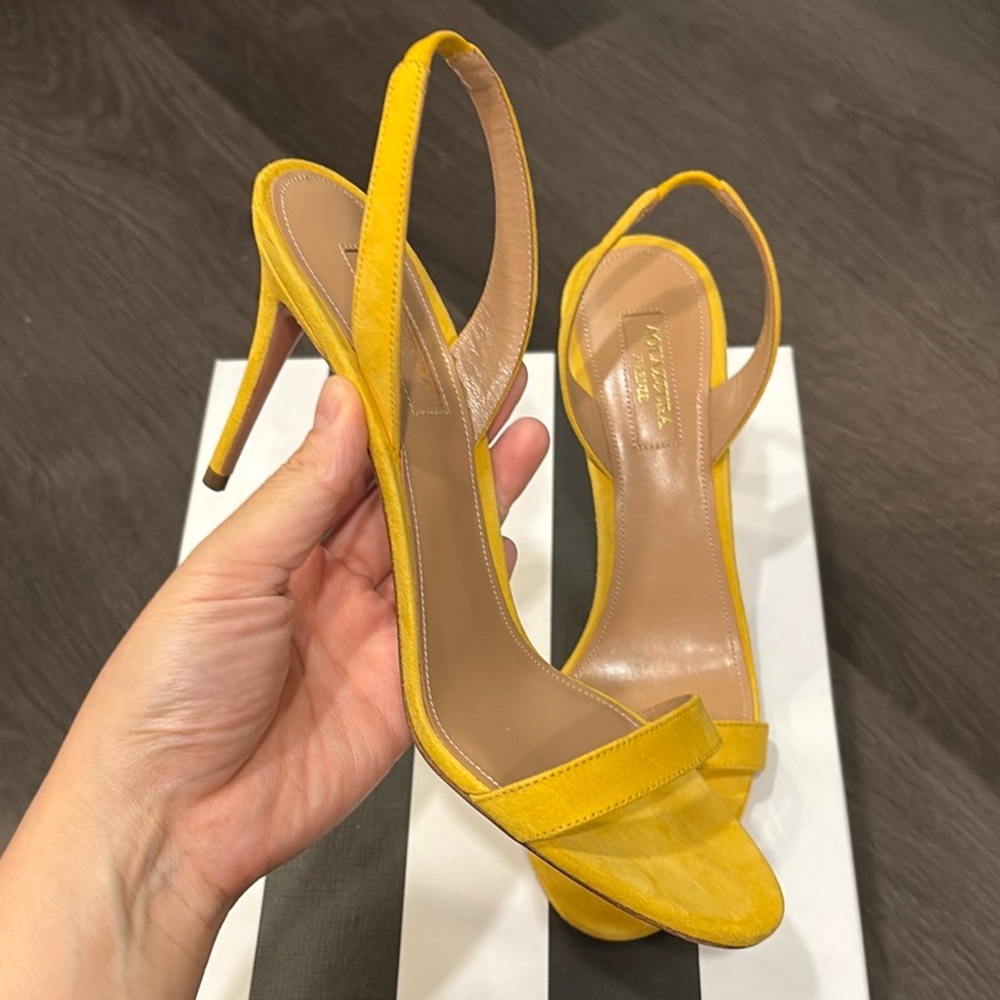 New NWT Aquazzura So Nude Sandal 85  in Sporty Yellow Suede
